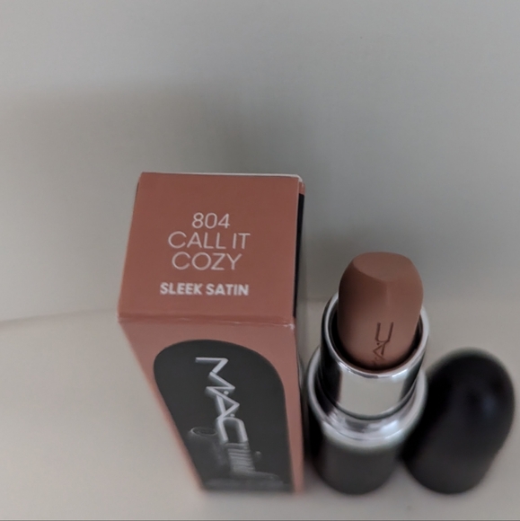 MAC MACximal Sleek Satin Lipstick - 804 Call It Cozy - Picture 2 of 2